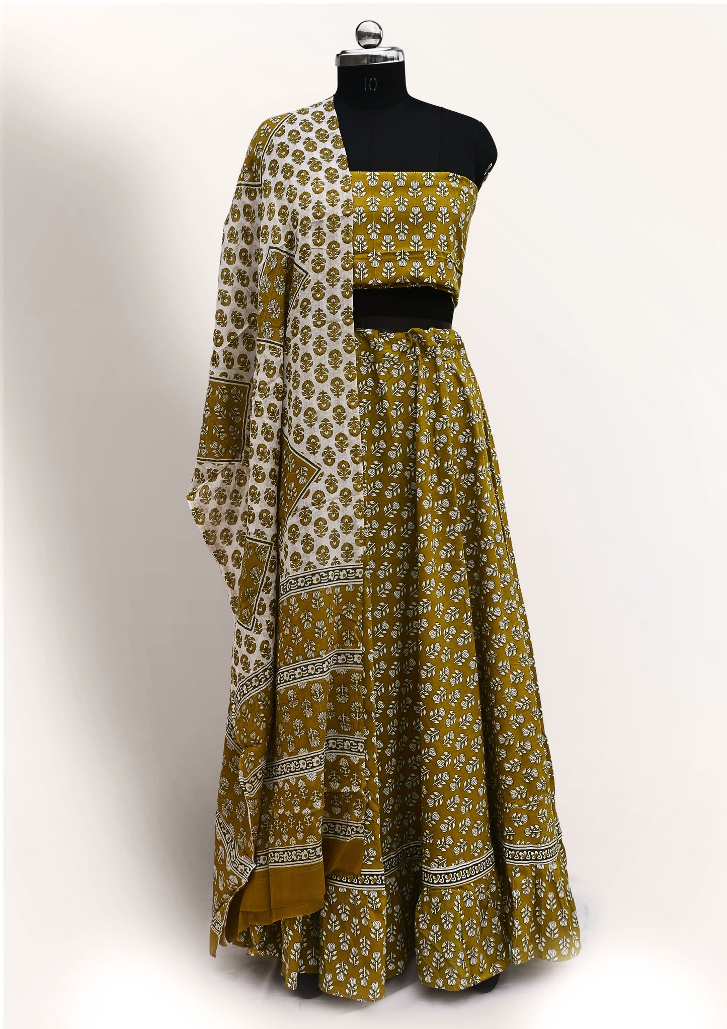 Ambar Phool Gopidress